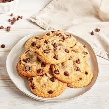🍪 Fresh Baked Chocolate Chip Cookies (1 Medium Cookie)